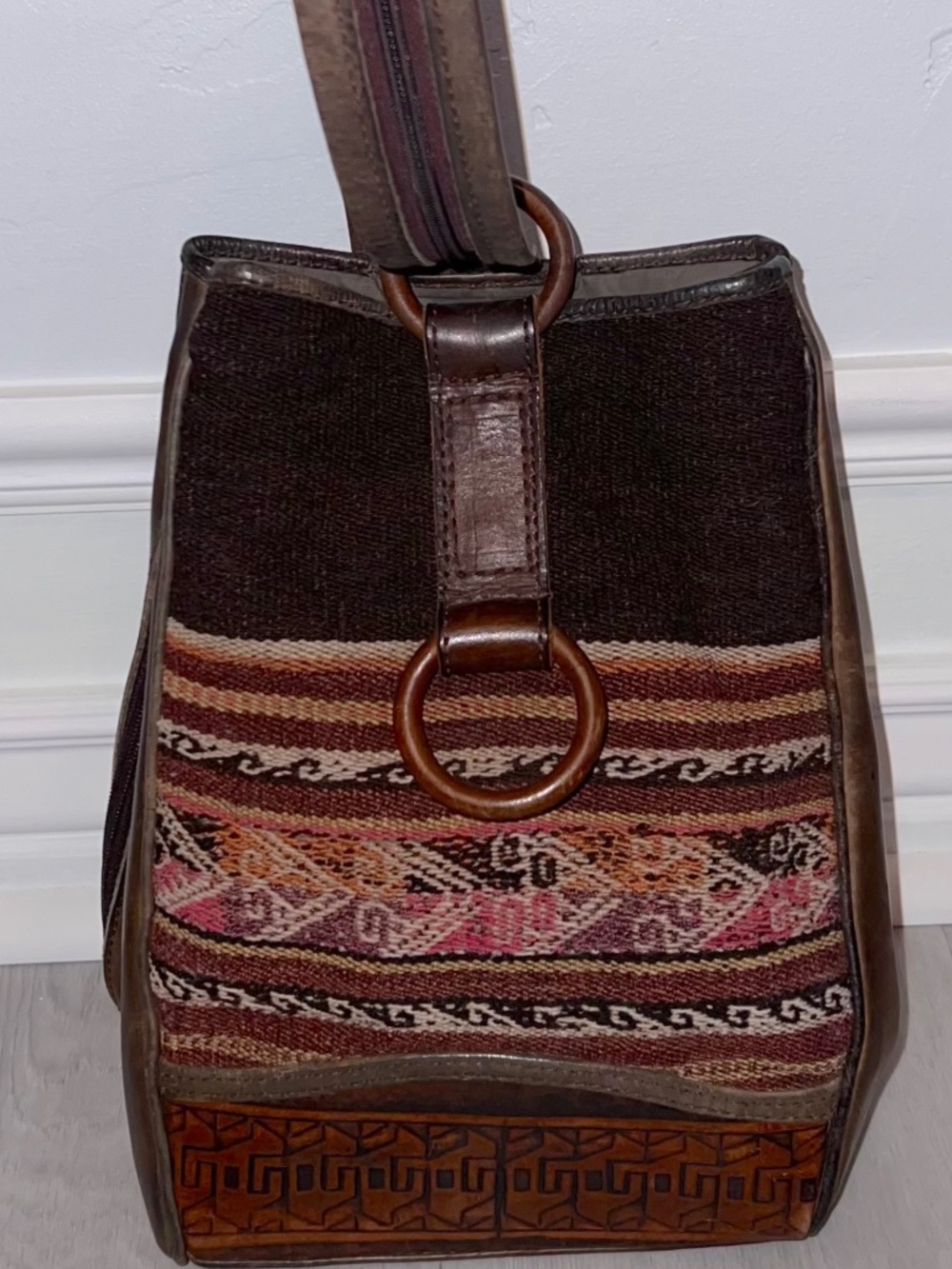 Vintage Anna Cainzo Rustic Bohemian Leather Convertible Sling Back Pack Bag